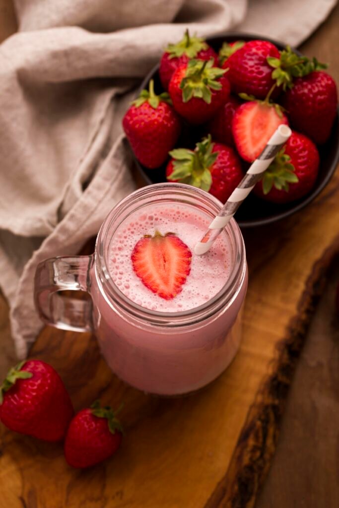Batido de fresas cremoso y saludable: Receta fácil y deliciosa