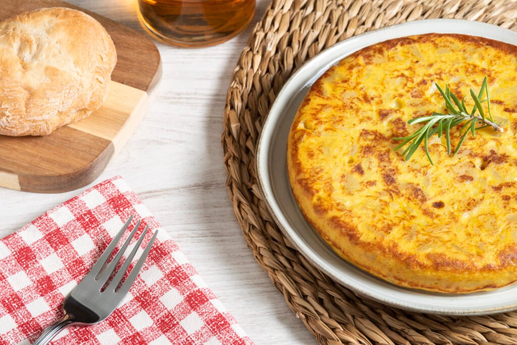 Tortilla de papas con gambas: una receta fácil y deliciosa