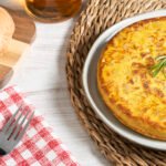 Tortilla de papas con gambas: una receta fácil y deliciosa