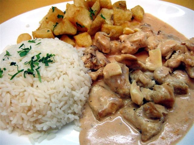 Filete Stroganoff: La receta fácil que transformará tu cena en un festín