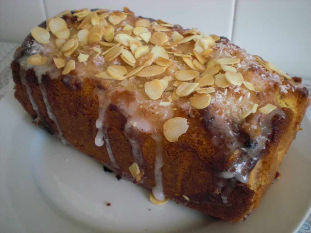 Bizcocho con almendras esponjoso y casero: Receta irresistible