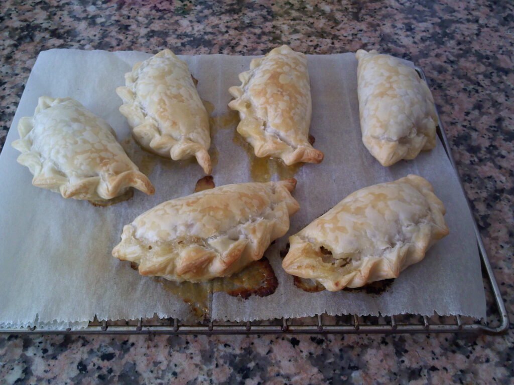 Empanadas de Pollo Caseras: Receta Fácil, Jugosa y Deliciosa