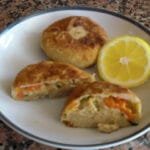 Pastelitos de papas (patatas) rellenado con pollo